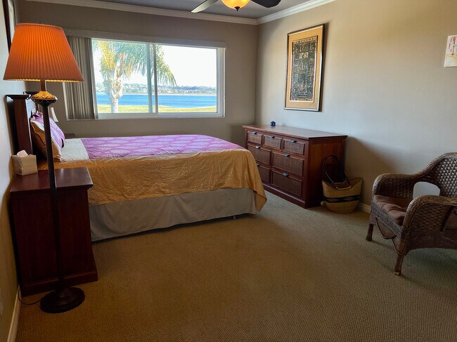 Bedroom - 4015 Crown Point Dr