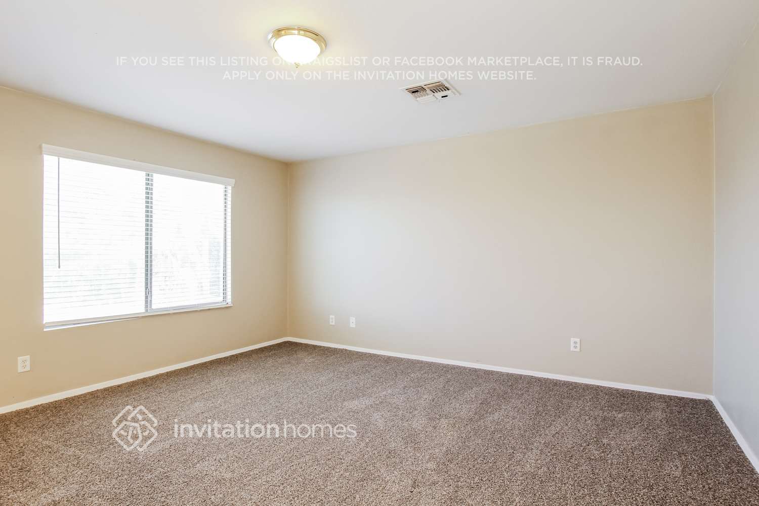 Building Photo - 4422 N 124th Ave