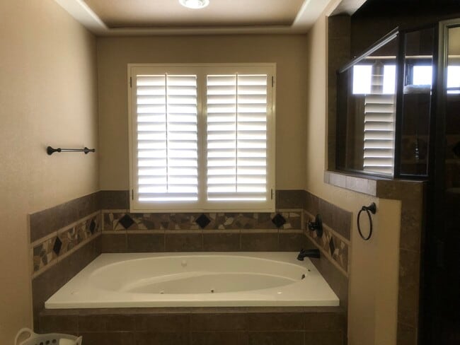 Building Photo - 3132 Tunnel Point Way