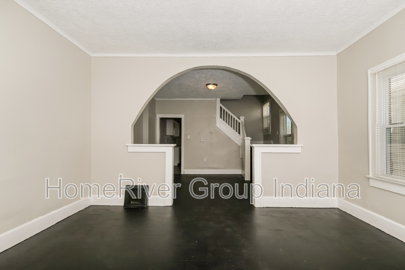 Building Photo - 40 N Euclid Ave