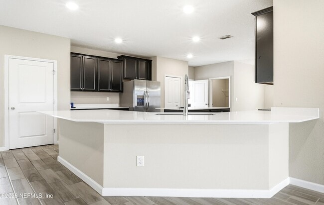 Building Photo - 2730 White Cedar Ln