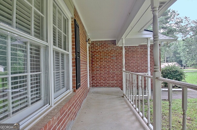 Building Photo - 135 Windham Way