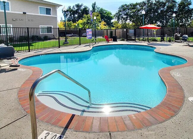 Building Photo - Washington Court