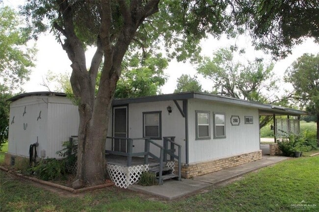 Primary Photo - 2116 W 6th St