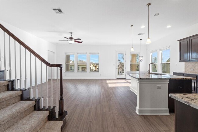 Building Photo - 4009 Benetton Way