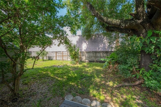 Building Photo - 6901 S Fitzgerald St