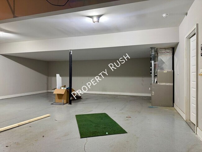 Building Photo - 6477 Olin Ln