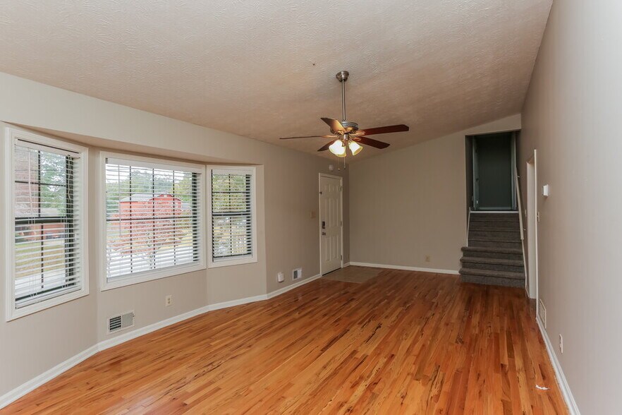 Building Photo - 2541 Ripple Way