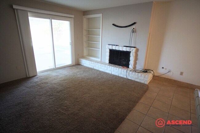 Building Photo - Gorgeous Home in Stockdale Park!