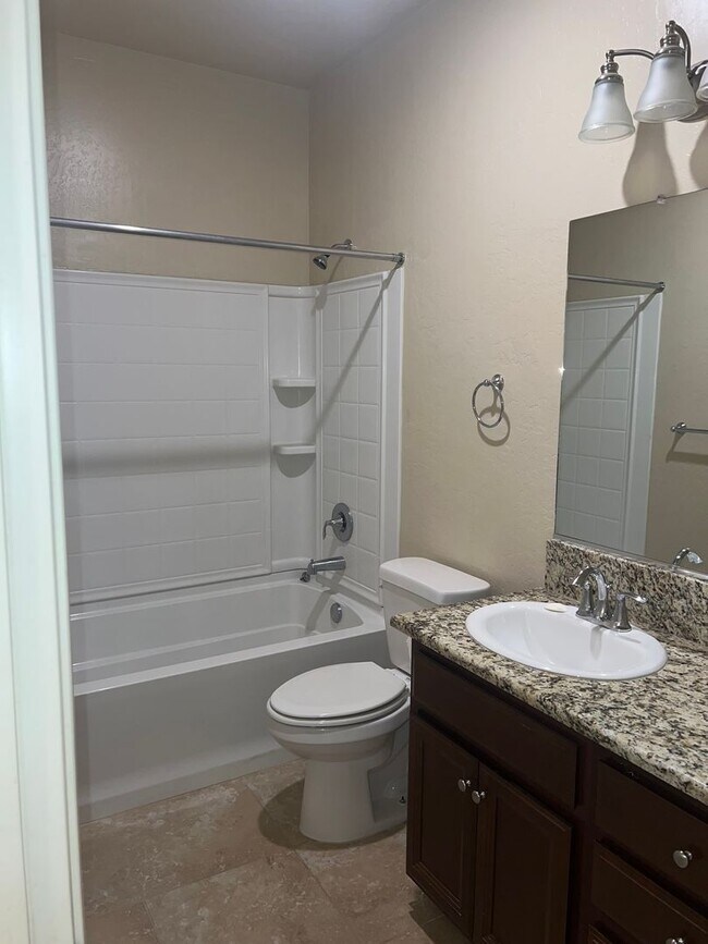 Building Photo - Charming Loma Vista Home