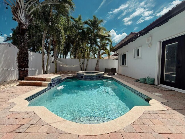 Building Photo - 14469 SW 158th Pl