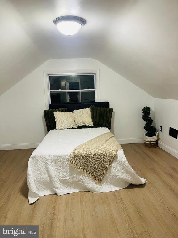 Building Photo - 2326 Fairview St