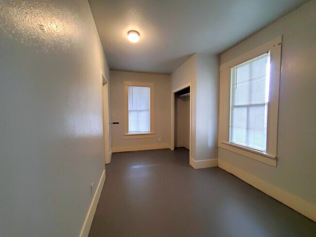 Building Photo - 4358 Kenneth Ave, Beaumont, TX 77705