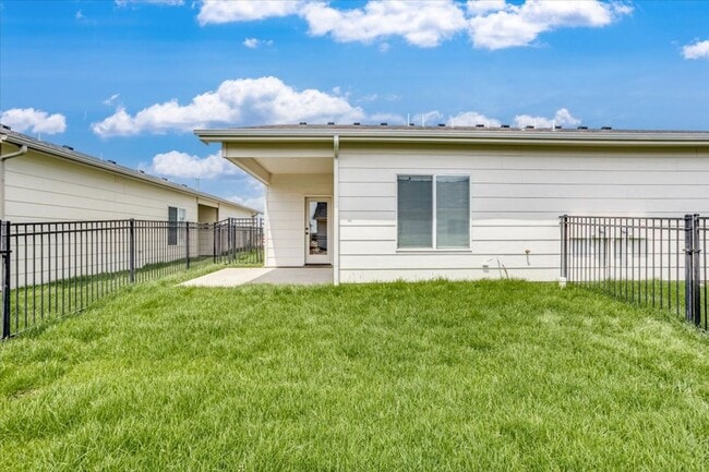 Building Photo - 15410 W Josephine Ct