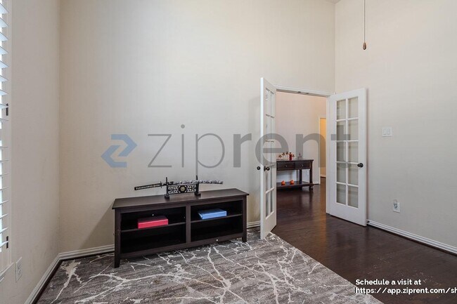 Building Photo - 27115 Downing Park Blvd