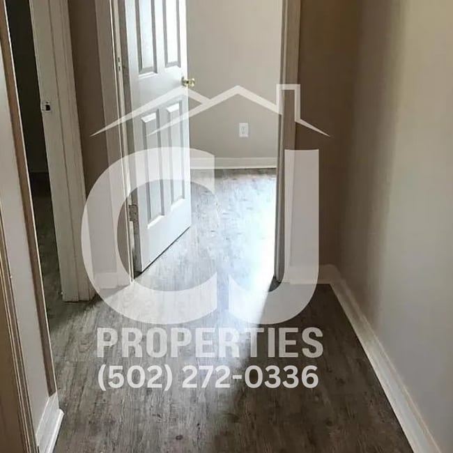 Building Photo - 503 E Ormsby Ave