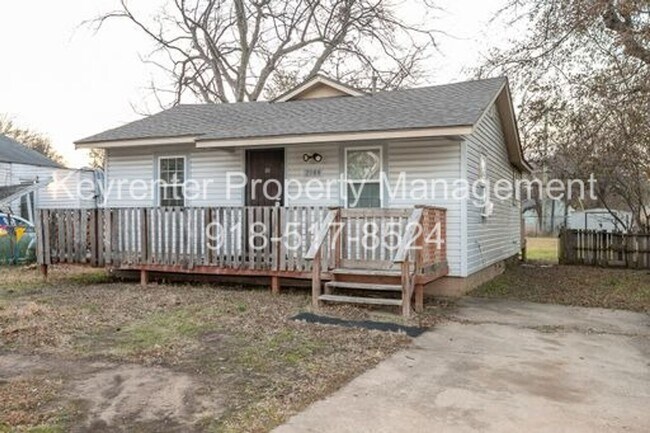 Building Photo - 2 Bed | 1 Bath East Tulsa with Spacious Back yard!