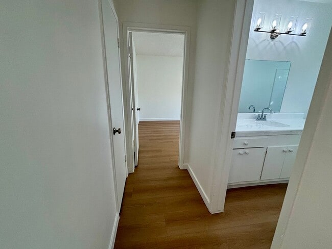 Building Photo - Tujunga Canyon Blvd, 10208-10212