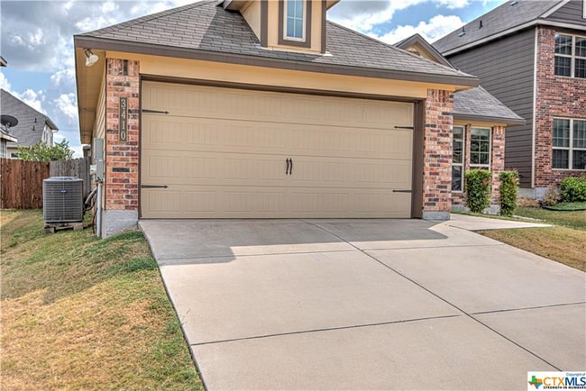 Building Photo - 3410 Greyfriar Dr