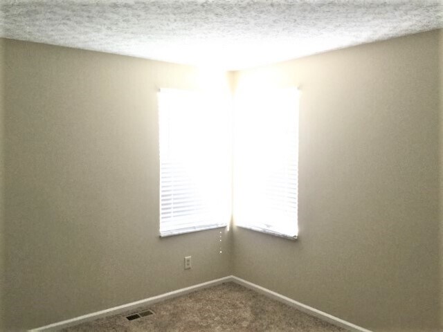 Building Photo - 742 Keltoncrest Dr