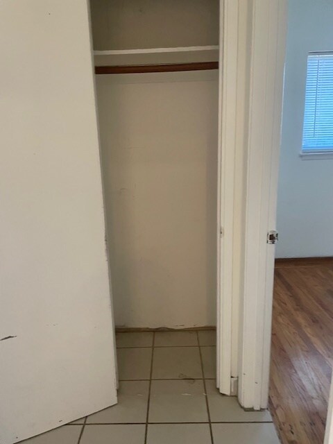 Closet - 3121 Alma St