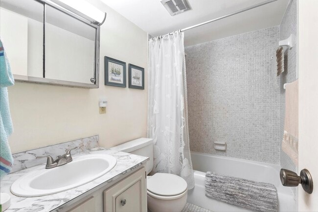 Building Photo - 4500 N Federal Hwy