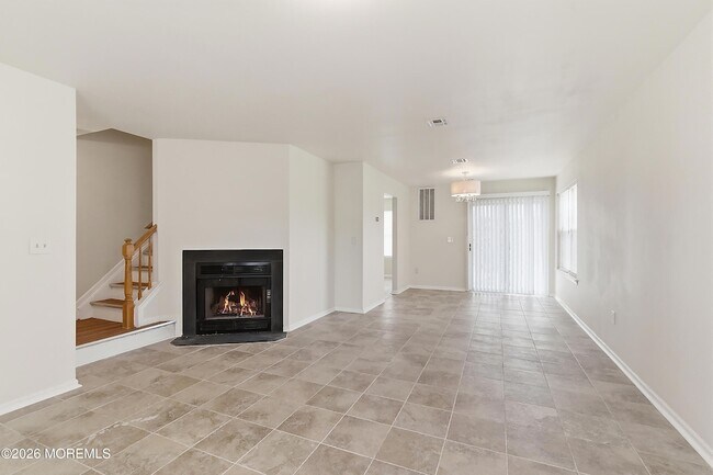 Building Photo - 2 Jodhpur Ct