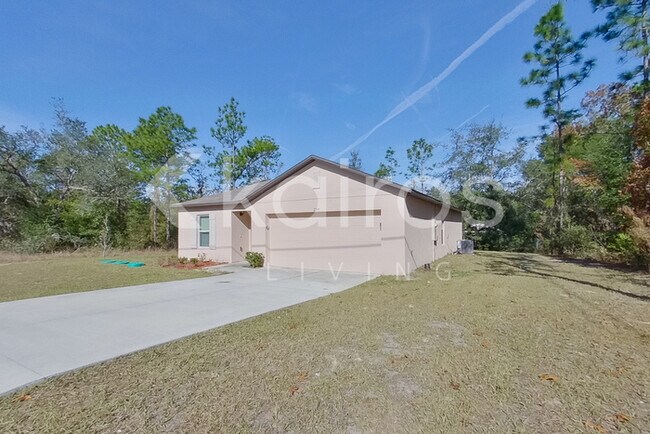 Building Photo - 2799 W Sheila Dr