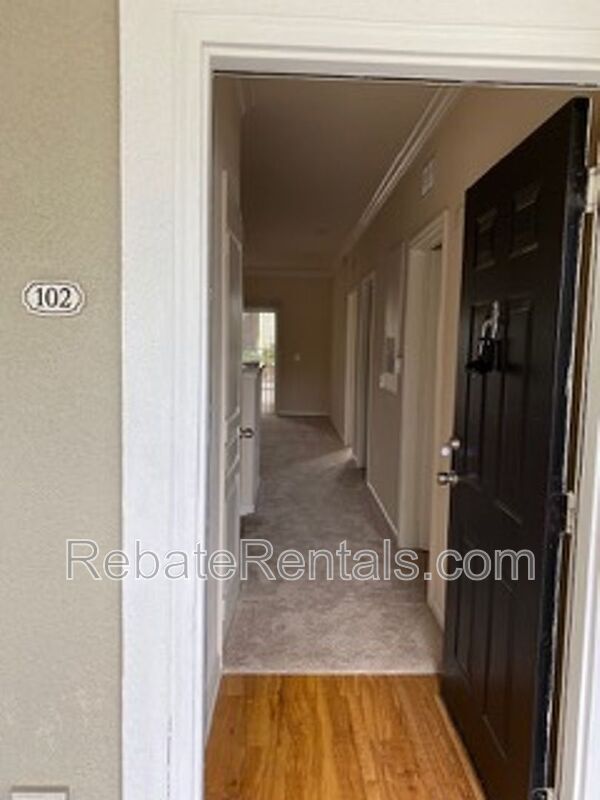 Building Photo - 8290 Gate Pkwy W