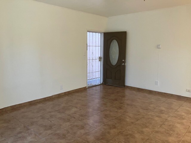 Building Photo - 21747 Vallejo St
