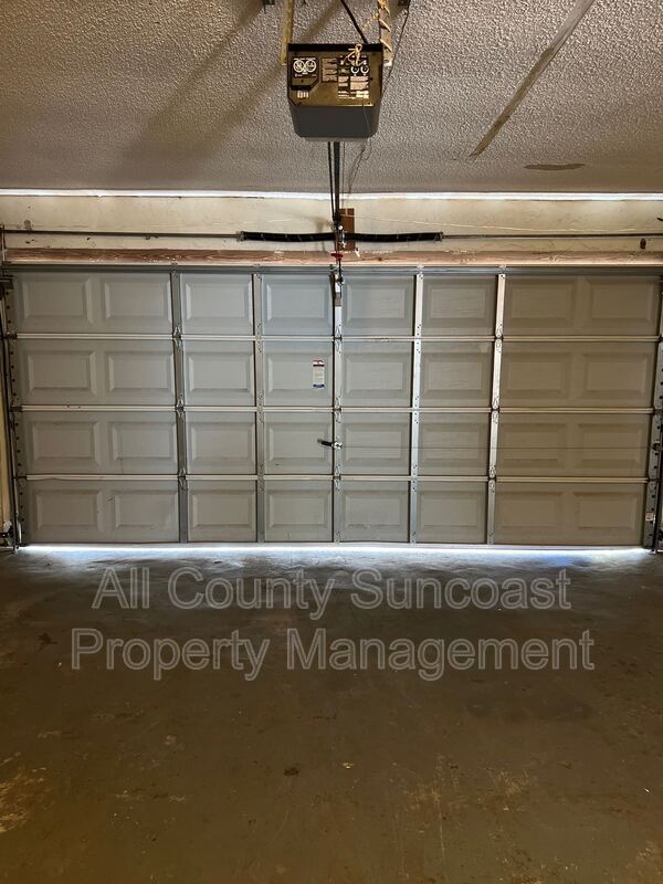 Building Photo - 2643 Country Grove Blvd
