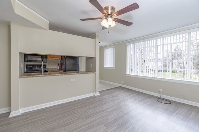 Building Photo - Beautiful 1 Bed 1 Bath near Moses Cone and...