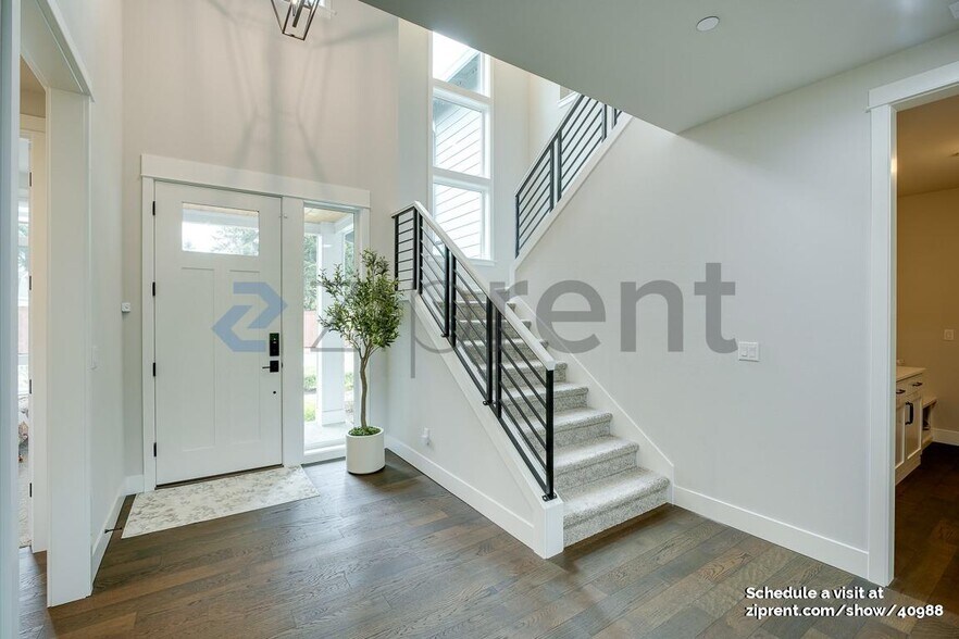 Building Photo - 22530 Meridian Ave S