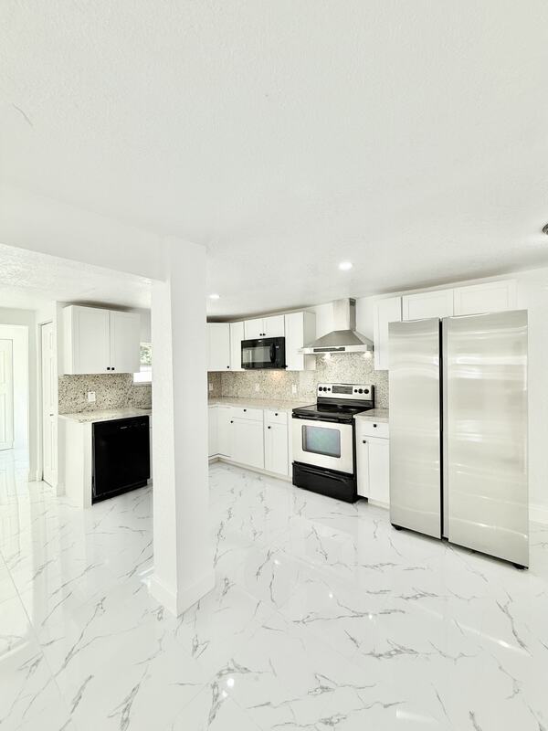 Building Photo - 2712 60th Ave N