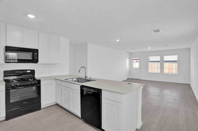 Building Photo - 2028 Sulky Ln
