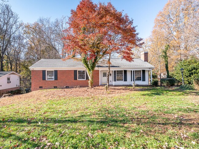 Building Photo - Lovely Three Bed Two Bath Home in Gastonia!