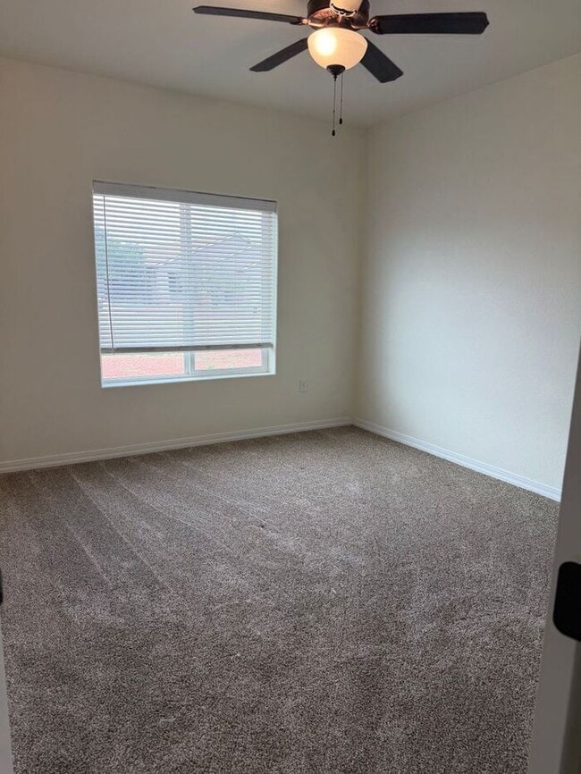 Building Photo - Beautiful Newly Renovated 3 Bedroom 2 Bath Home