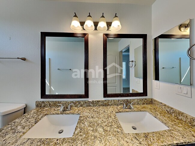 Building Photo - 8135 W Deanna Dr