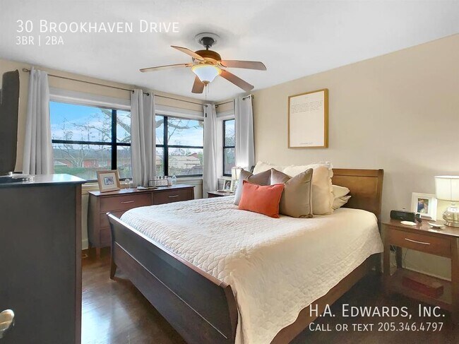Building Photo - 30 Brookhaven Dr