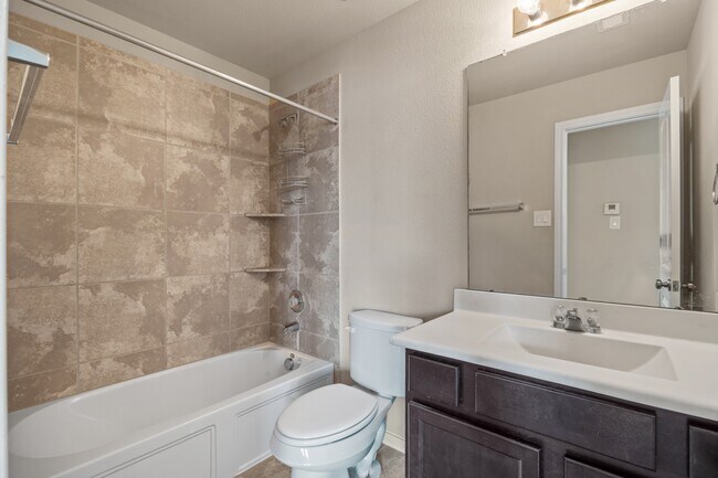 Building Photo - 4310 Laine Ln