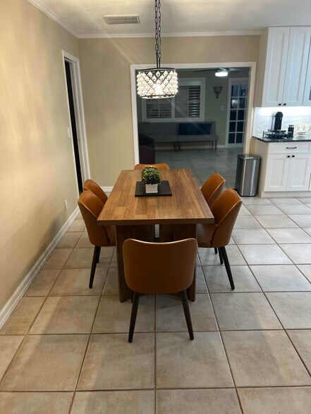 Building Photo - 2258 Palmetto Rd