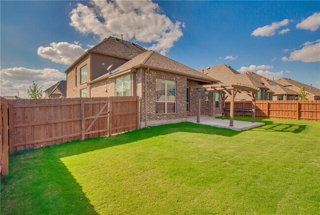Building Photo - 1300 Mustang Brook Ln