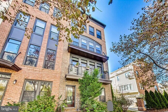 Building Photo - 1458 Piccard Dr