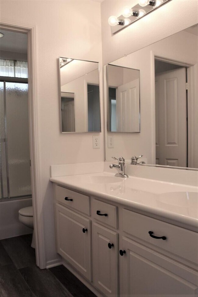 Building Photo - 3 Bed 3 Bath Menifee Home for rent