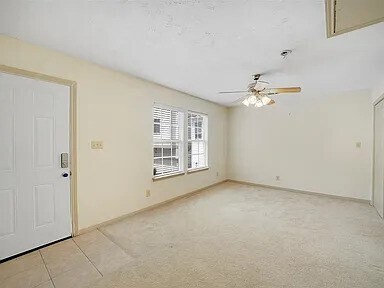 Building Photo - 1108 W 22nd St