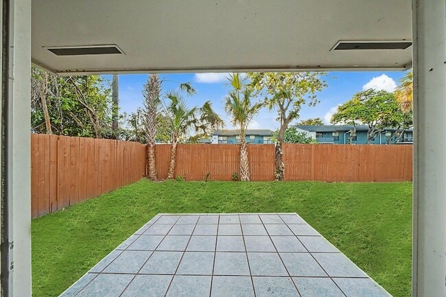 Building Photo - 5789 Woodland Point Dr