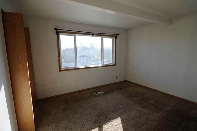 Building Photo - Lathrop St. 1436/1438 - VS