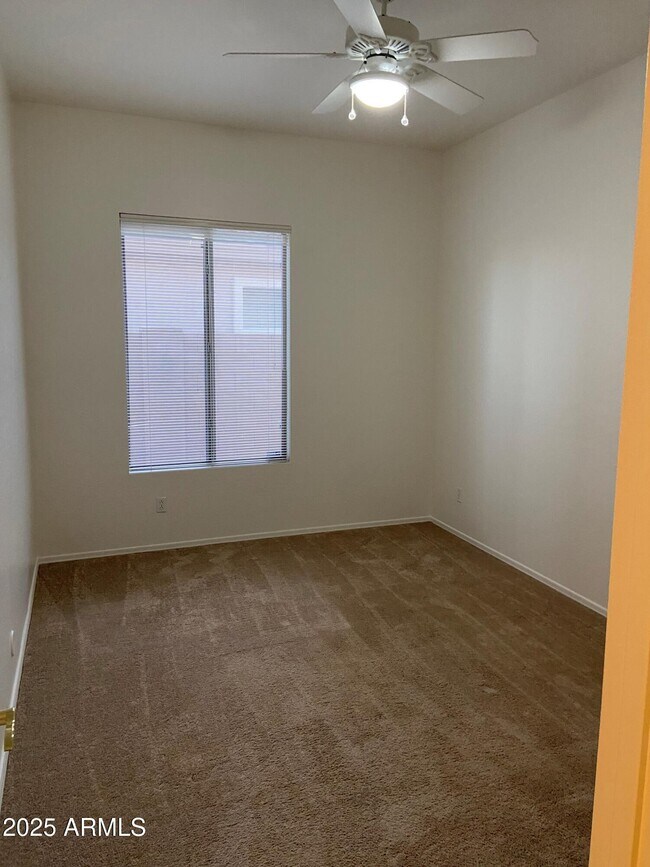 Building Photo - 10447 E Morning Star Dr