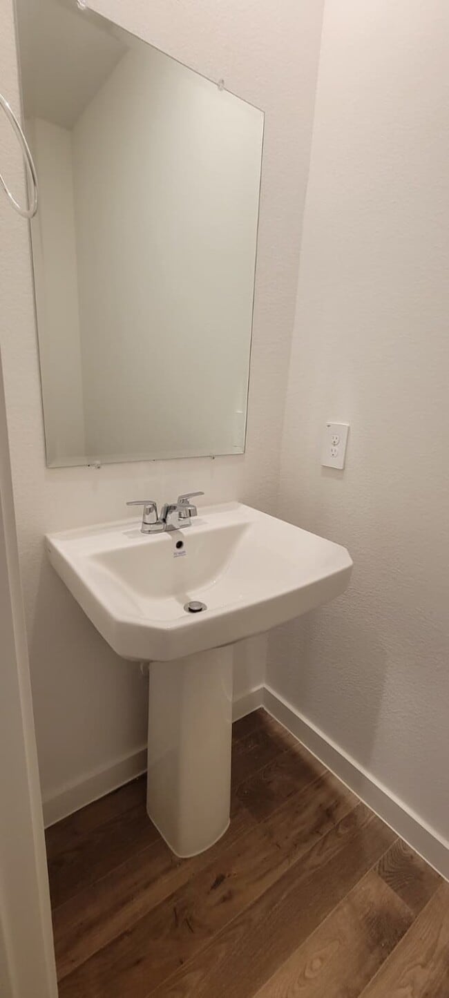 Building Photo - 3566 Blue Mockingbird St