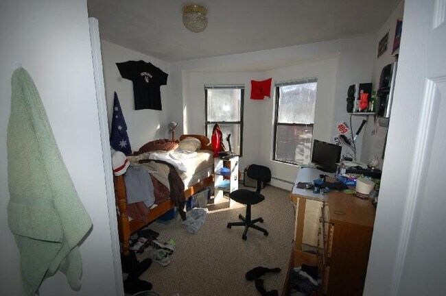 Building Photo - 610 Columbus Ave